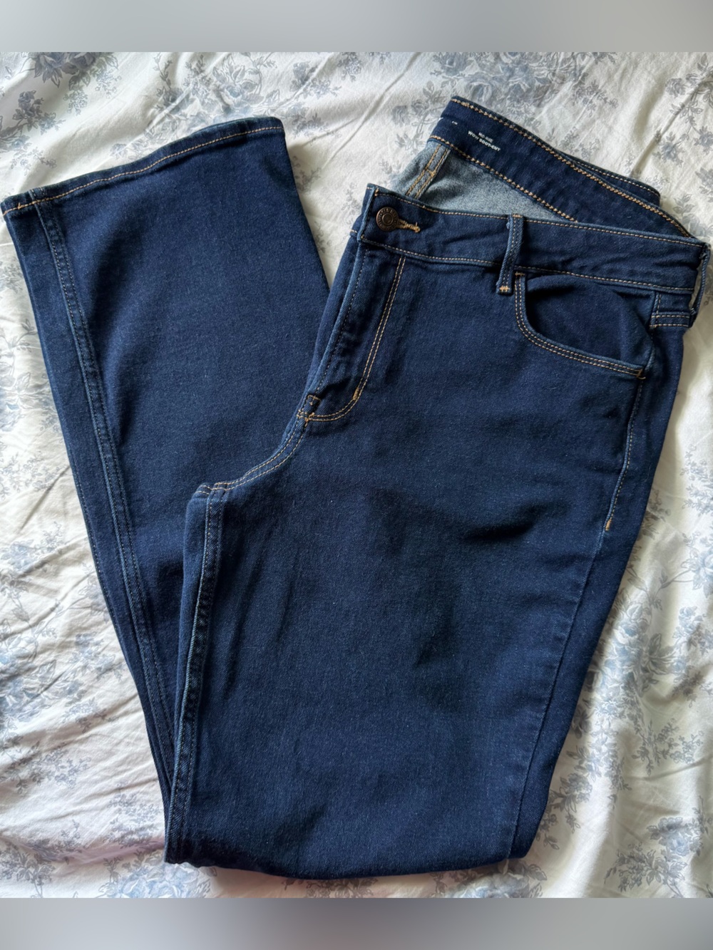 Old Navy Wow Boot-cut Jeans